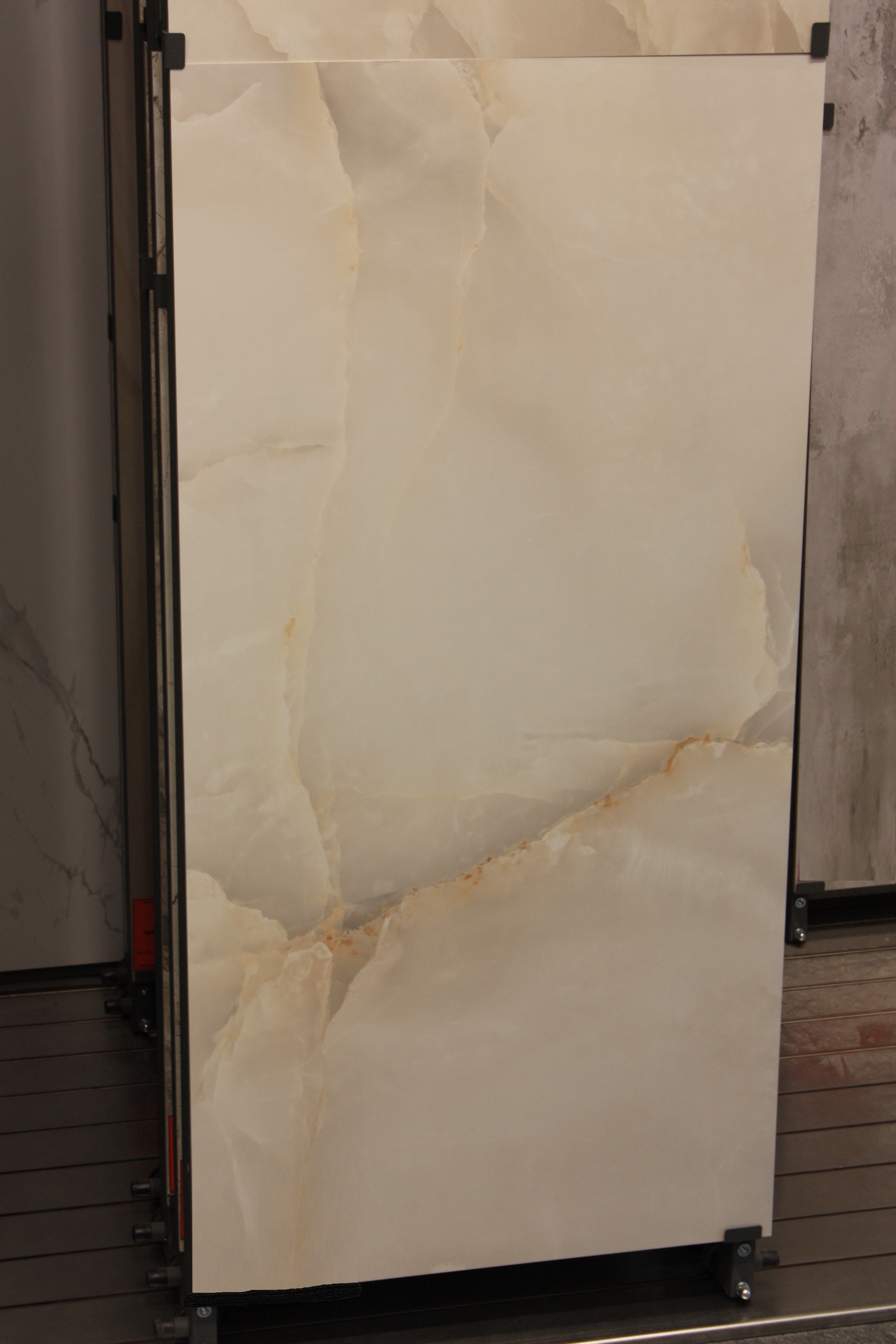картинка Керамогранит RUBIN BEIGE POLISHED 60*120 глянцевый, (упаковка 2 шт /1,44 м2)
